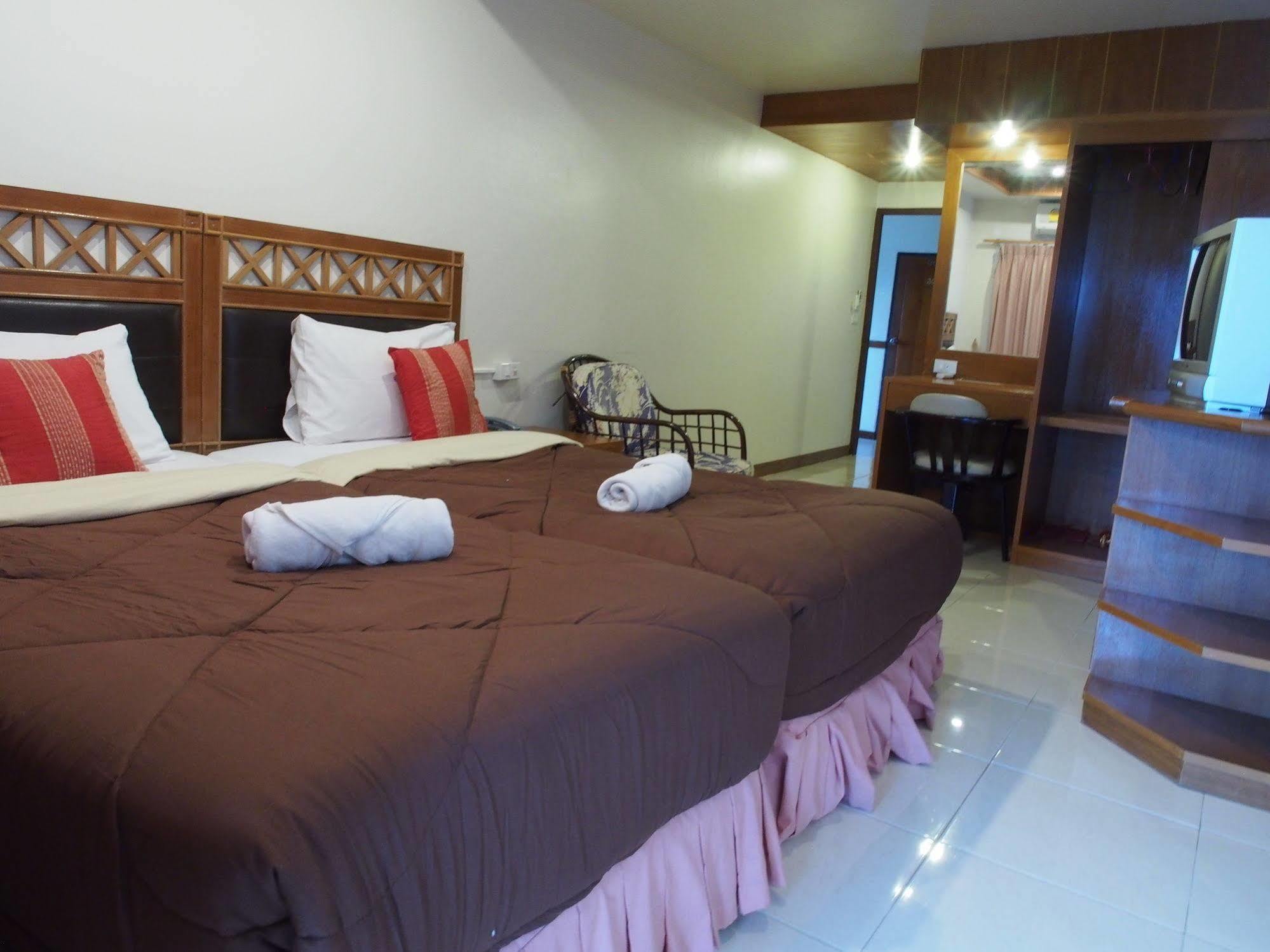 Oyo 629 Chaytalay Palace Nathon